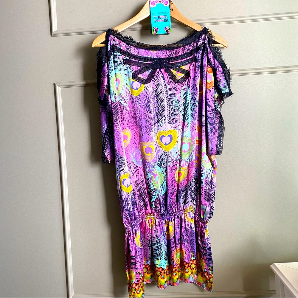 🛍 Custo Barcelona Peacock Peek a Boo Shoulder